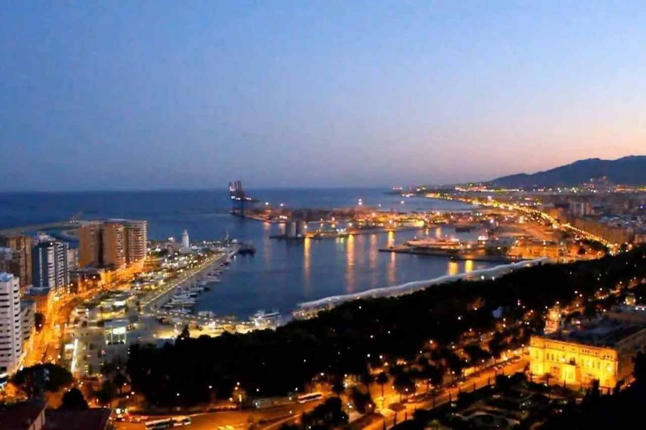 Beach & Center Premiun Málaga 0*,  Espanha